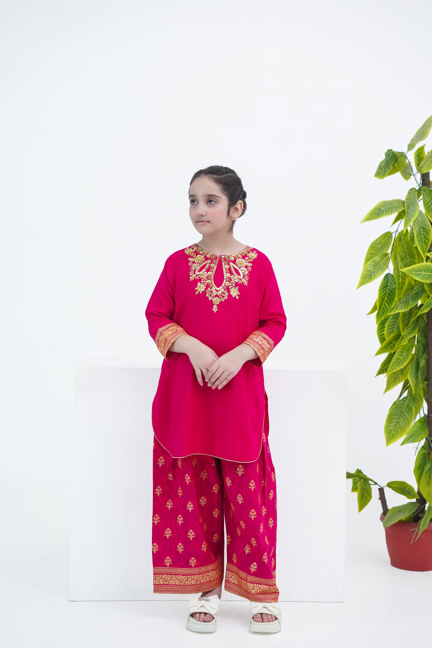 Girls Handmade Winter Kurta Set – Magenta with Golden Embroidery
